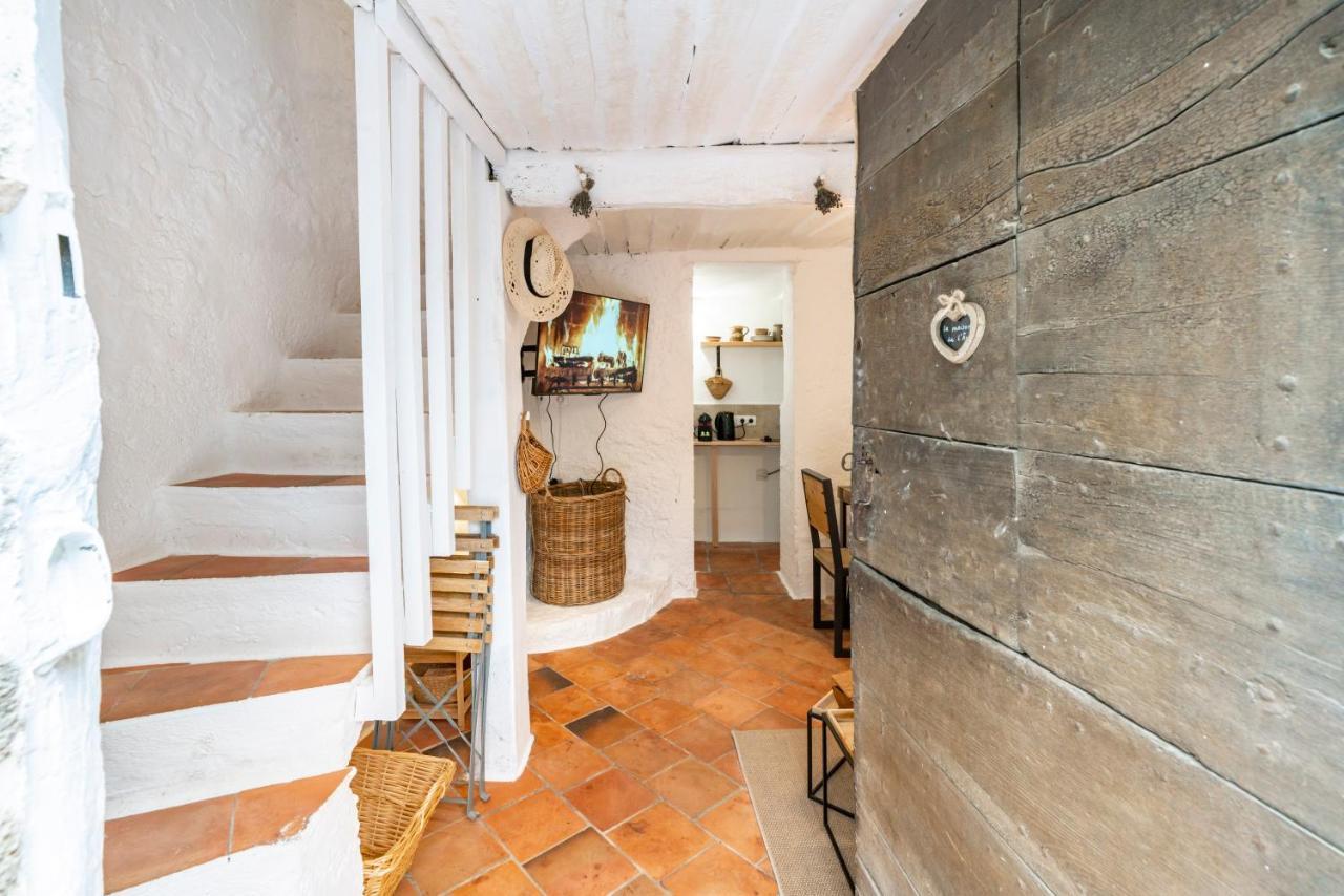 La Maison De L'Ane เซญองส์ ภายนอก รูปภาพ